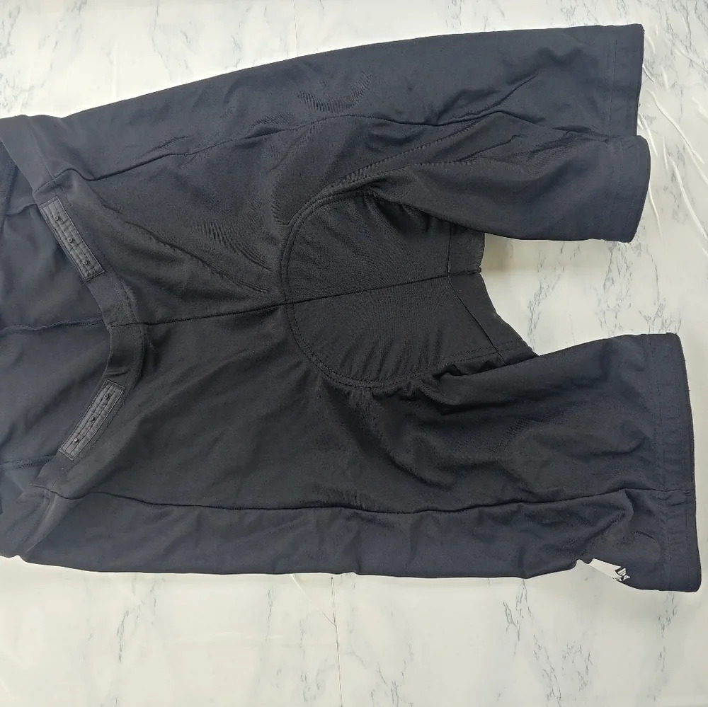 Women’s Endura Black Padded Cycling Shorts Large L